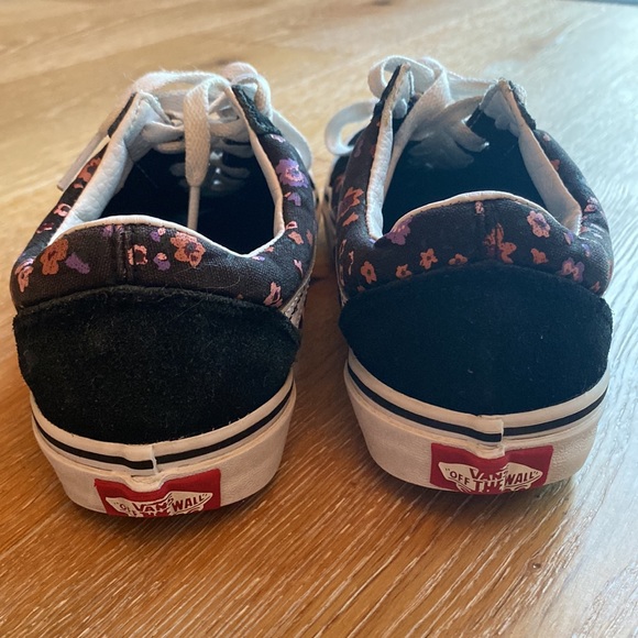 VANS black/floral suede/canvas Men 4/Women 5.5 - Picture 3 of 12